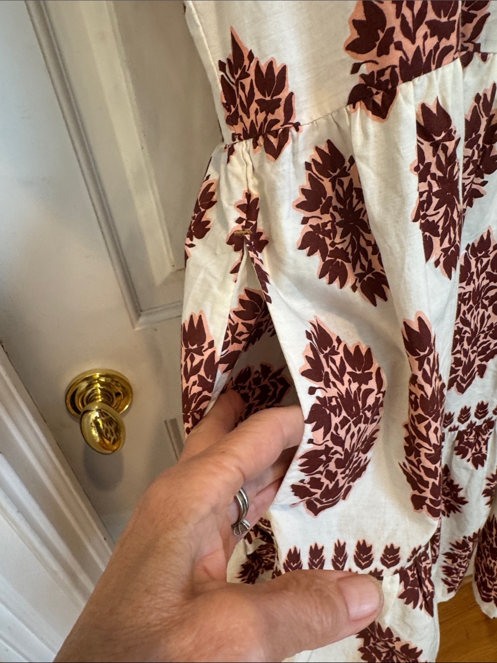 Omika Wilora mini dress Designed in USA and made in India ๐ฎ๐ณ - Picture 5 of 12